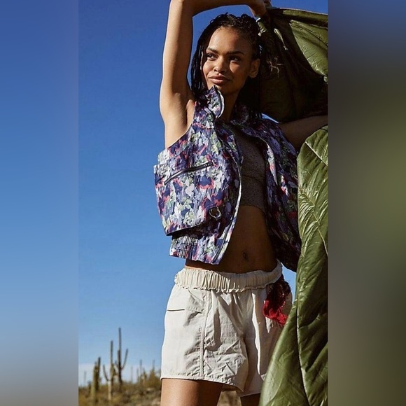 FP Movement by Free People Jackets & Blazers - NWT Free People FP movement Off The Grid Printed Vest Supernova Floral Sz Small